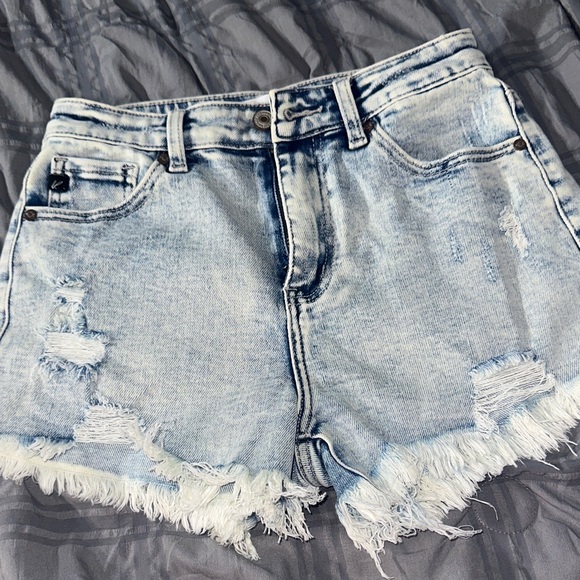 KANCAN SHORTS SIZE SMALL - Picture 4 of 4